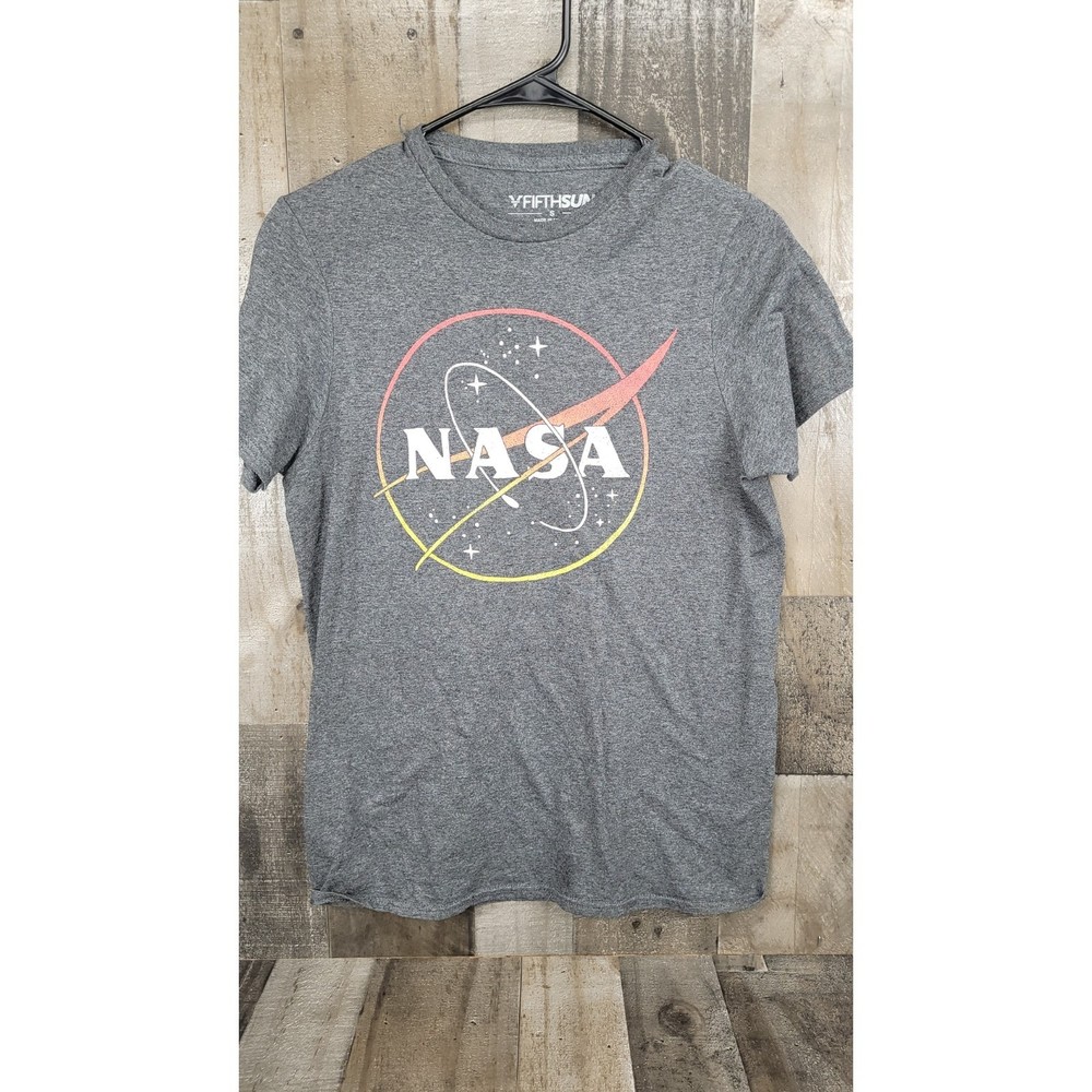 NASA Gray VFifthSun Graphic Print T Shirt Adult Size Small